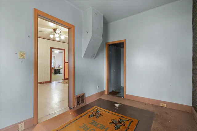 $180,000 | 1825 Minnesota Street, Oshkosh, WI 54902