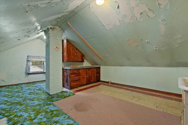 $180,000 | 1825 Minnesota Street, Oshkosh, WI 54902