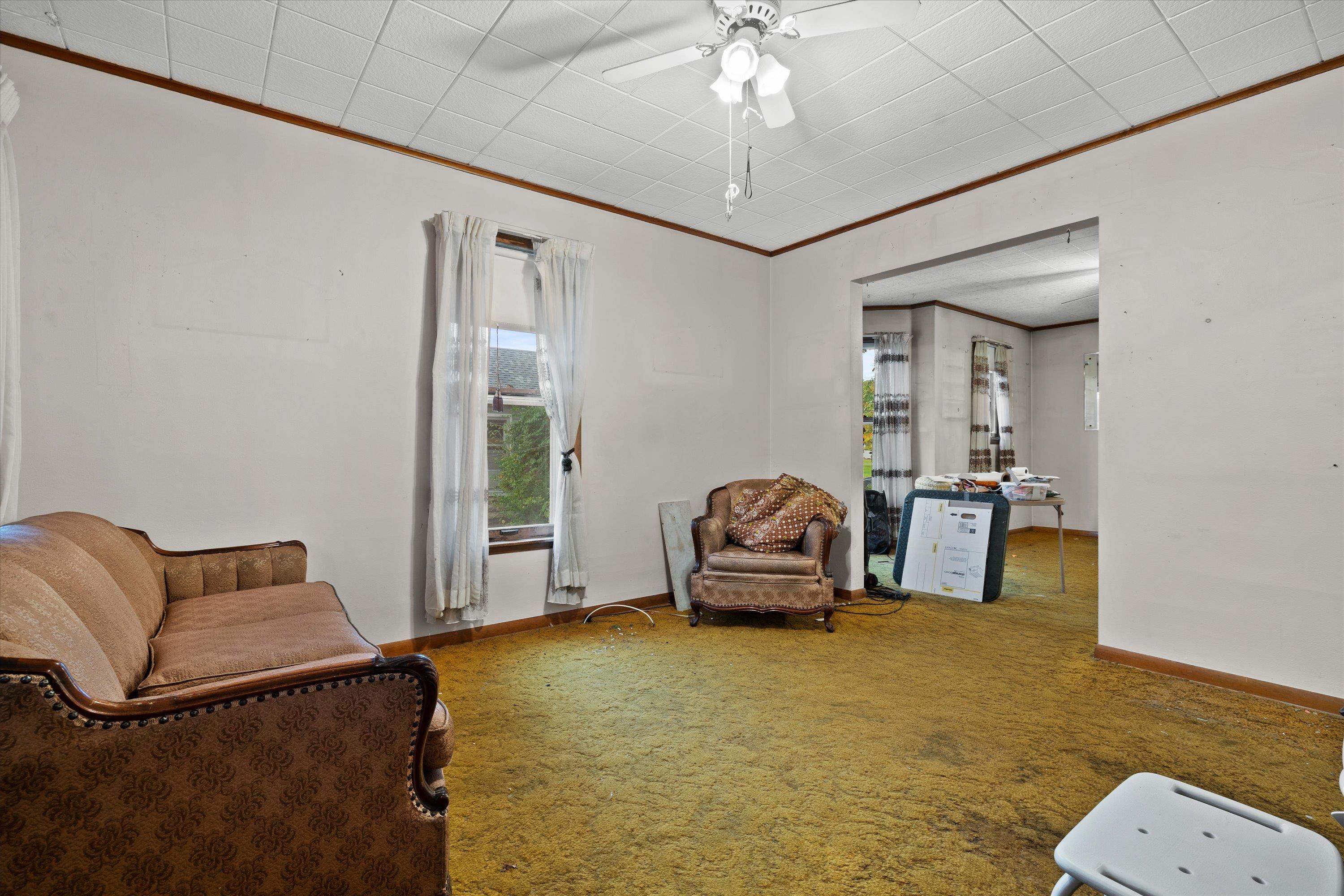 1825 Minnesota Street Oshkosh, WI 54902 - Photo 3 of 25