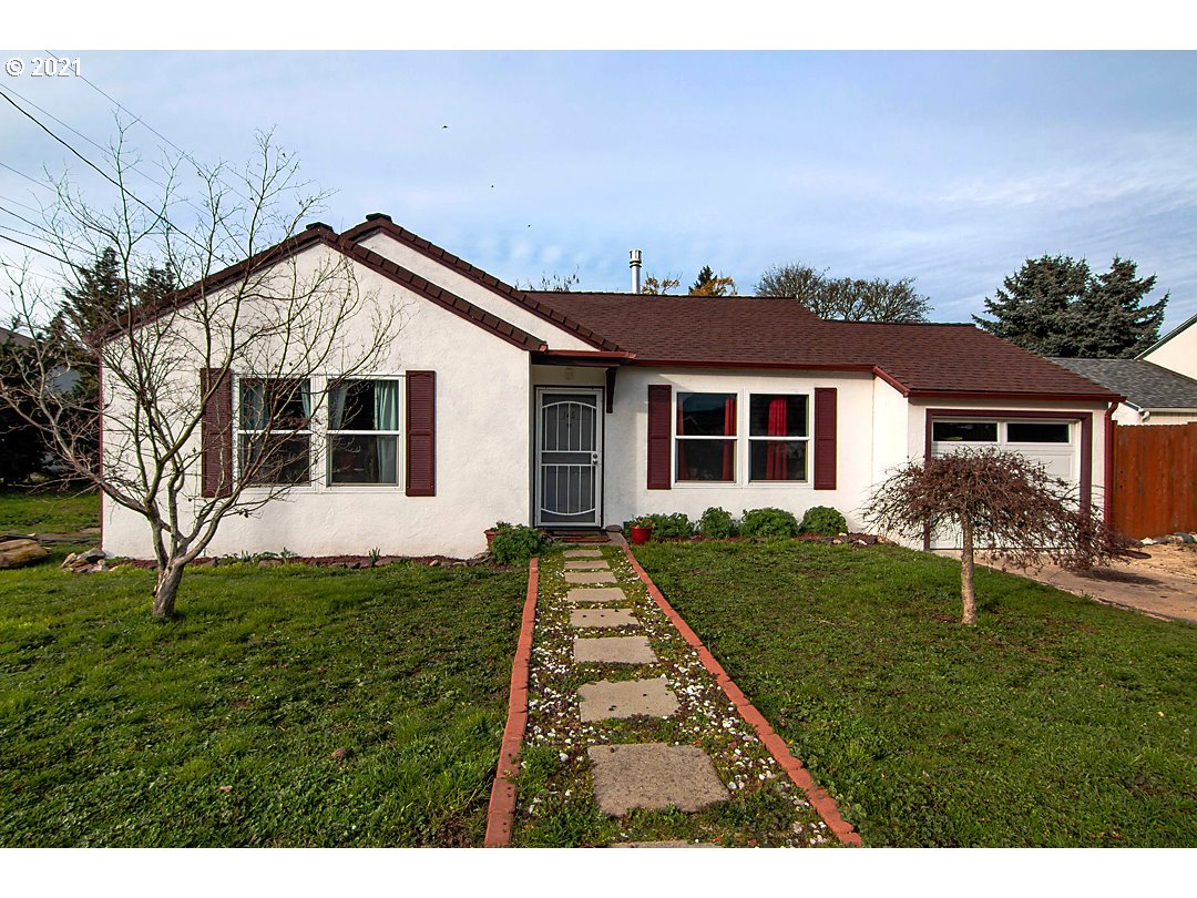 145 East Dyke Road Dillard, OR 97432 - Photo 1 of 31 Gallery Image 1