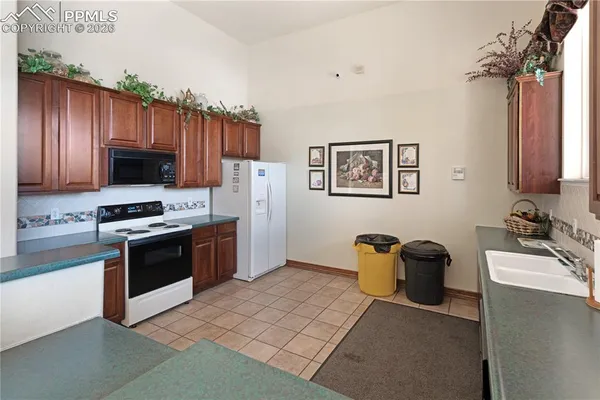 $249,999 | 3710 Strawberry Field Grove, Unit H, Colorado Springs, CO 80906