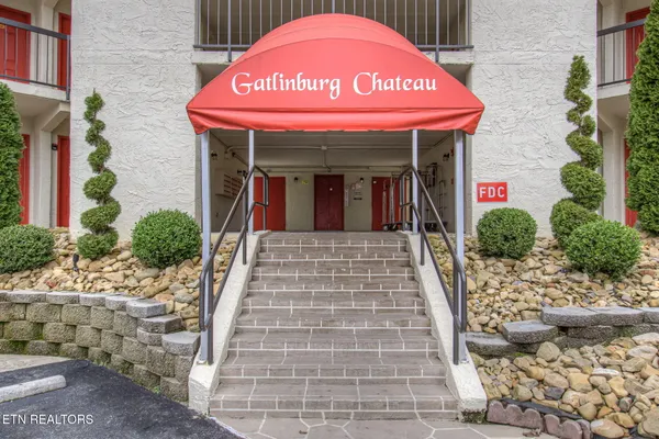 $348,800 | 102 Baskins Creek Bypass, Unit 306, Gatlinburg, TN 37738