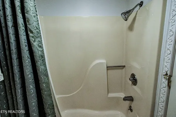 $348,800 | 102 Baskins Creek Bypass, Unit 306, Gatlinburg, TN 37738