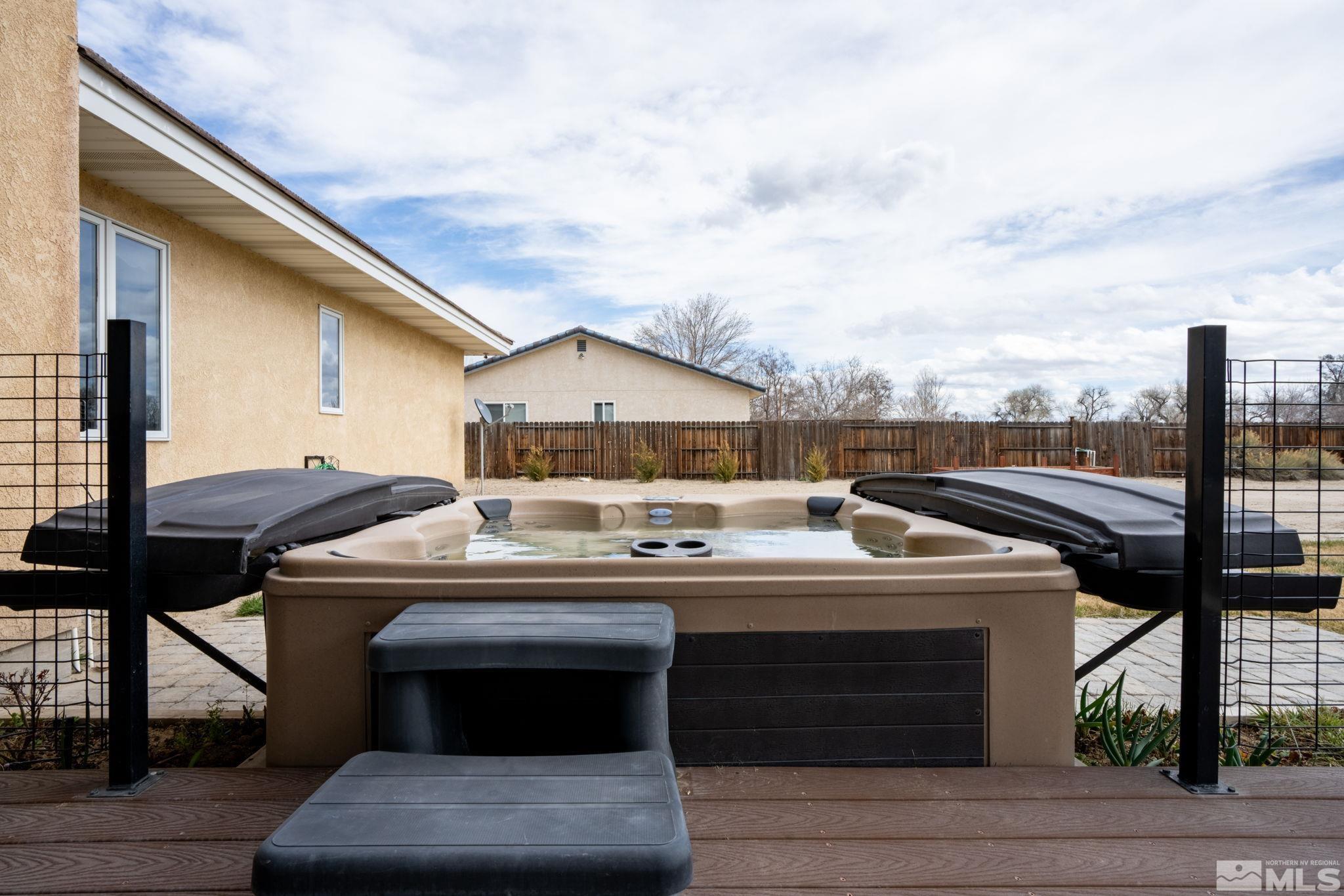 615 Carson River Drive Fallon, NV 89406 - Photo 31 of 40 a view of city from balcony