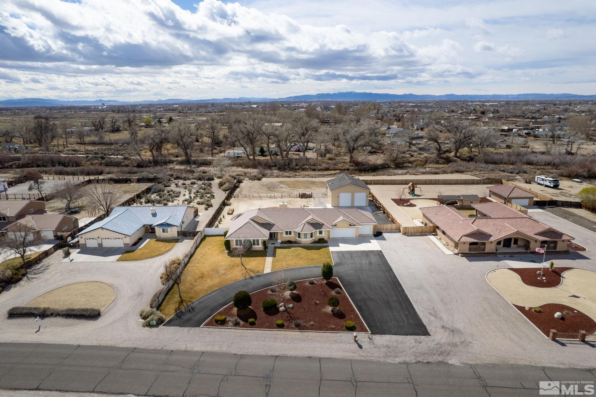 615 Carson River Drive Fallon, NV 89406 - Photo 37 of 40