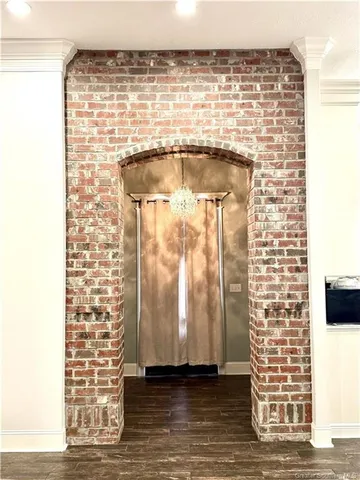 $550,000 | 24389 Gillson Road, Iowa, LA 70647