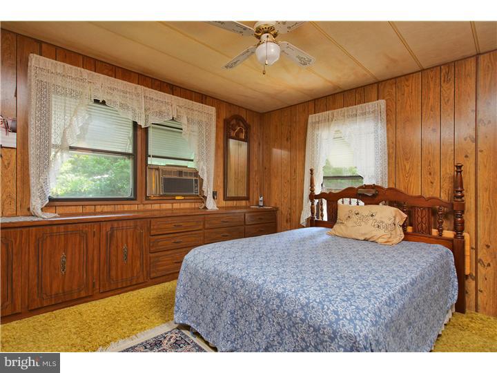 224 Dandelion Road Millville, NJ 08332 - Photo 7 of 9 Master Bedroom