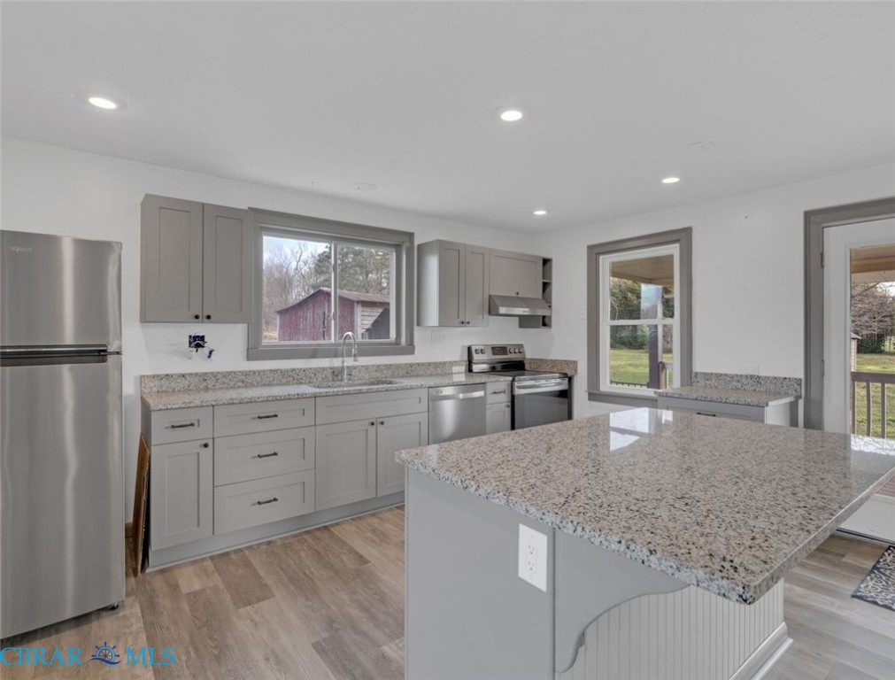 3557 Enos Road Gloucester, VA 23061 - Photo 13 of 36