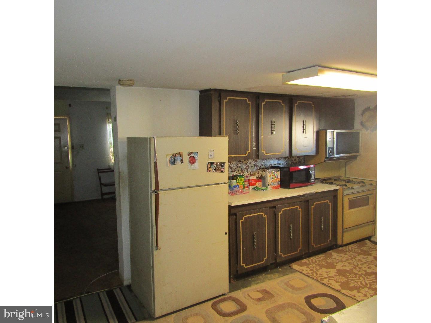 9967 Wingtip Road Philadelphia, PA 19115 - Photo 5 of 8 Gallery Image 5