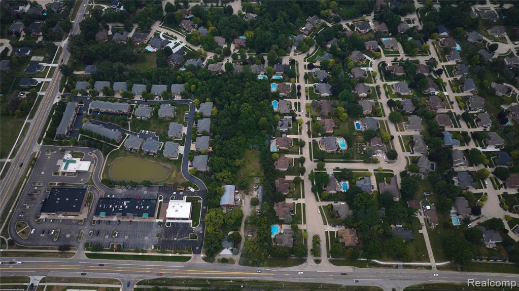 53303 Hayes Road Utica, MI 48315 - Photo 8 of 9 Gallery Image 8