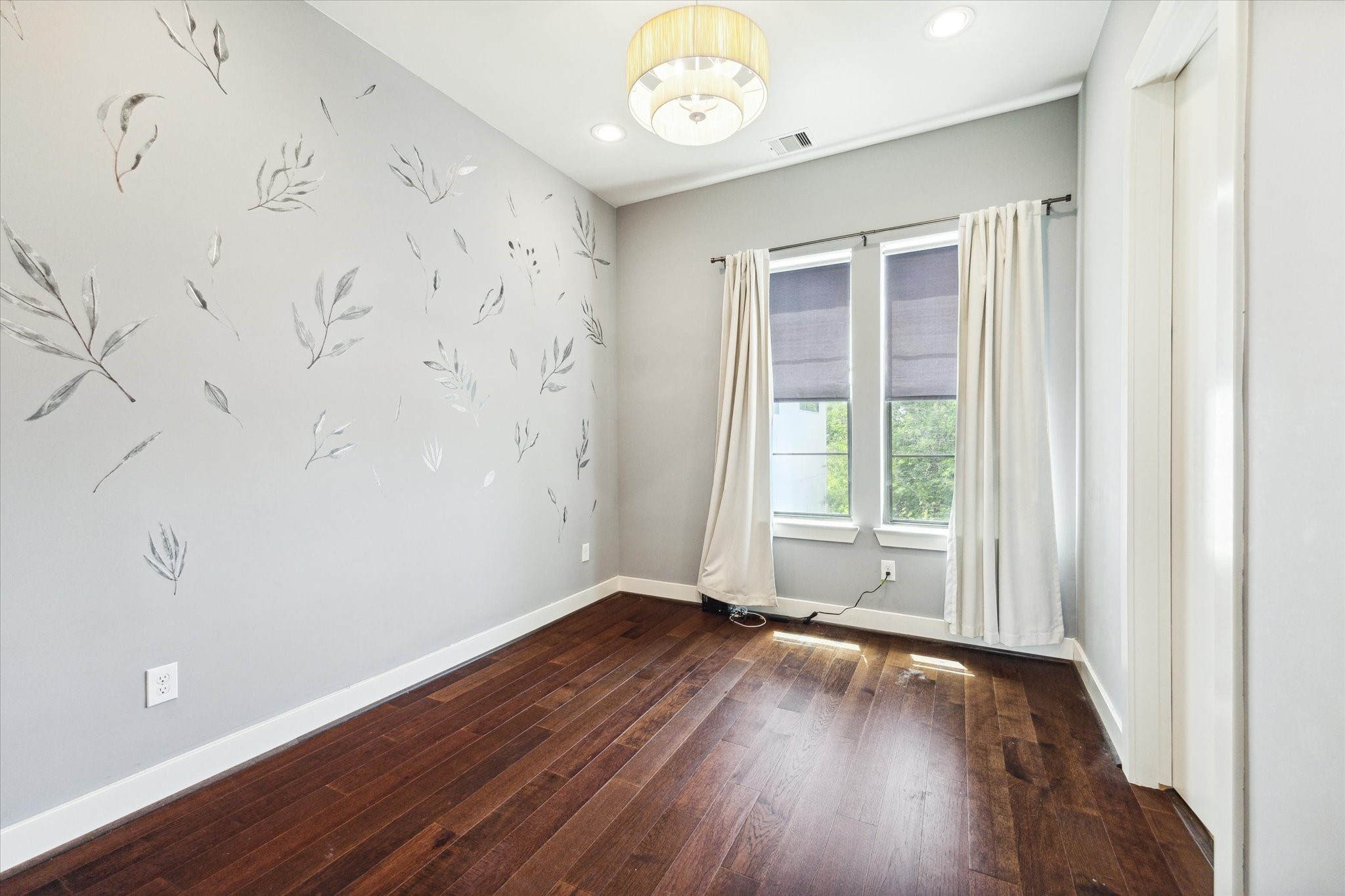 1703 Weber Street Houston, TX 77007 - Photo 27 of 32
