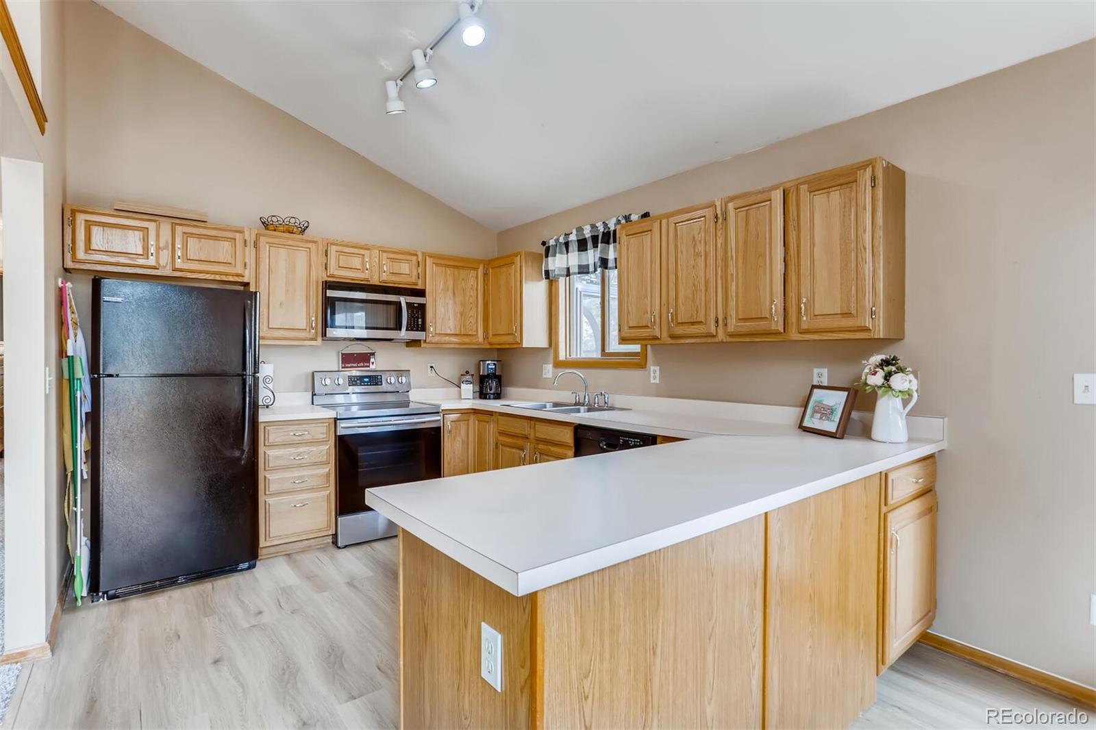 435 Dawson Road Pine, CO 80470 - Photo 10 of 30 Gallery Image 10