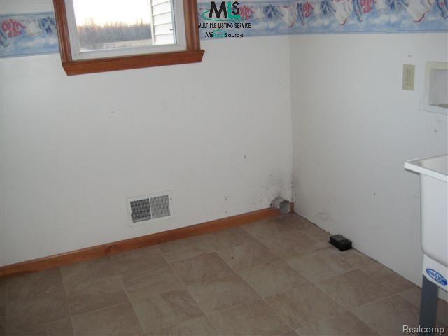 8955 Meskill Road Columbus, MI 48063 - Photo 8 of 12 bdrm