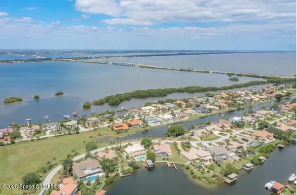$1,899,999 | 124 Lanternback Island Drive, Satellite Beach, FL 32937