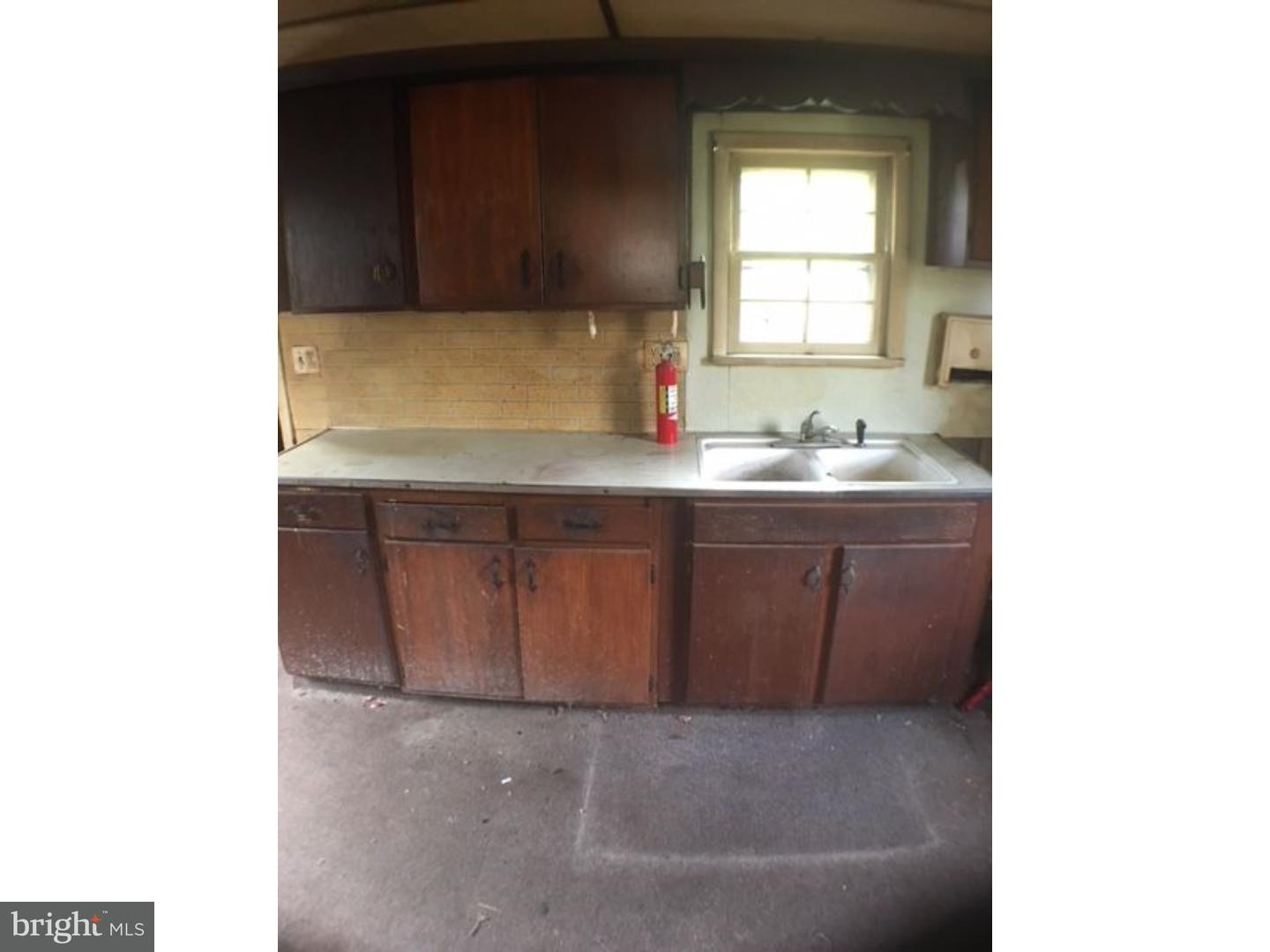 1900 Springer Road Harleysville, PA 19438 - Photo 10 of 15 Kitchen