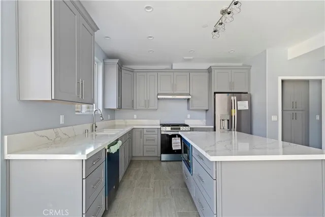 $1,395,000 | 20819 West Seasons Lane, Winnetka, CA 91306