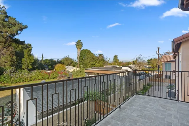 $1,395,000 | 20819 West Seasons Lane, Winnetka, CA 91306