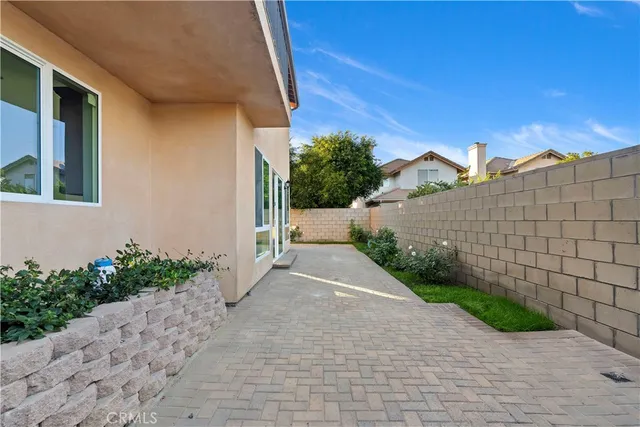 $1,395,000 | 20819 West Seasons Lane, Winnetka, CA 91306