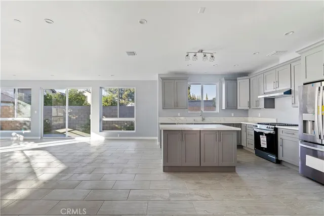 $1,395,000 | 20819 West Seasons Lane, Winnetka, CA 91306