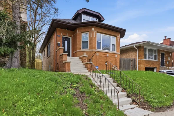$299,900 | 12238 South Yale Avenue, Chicago, IL 60628