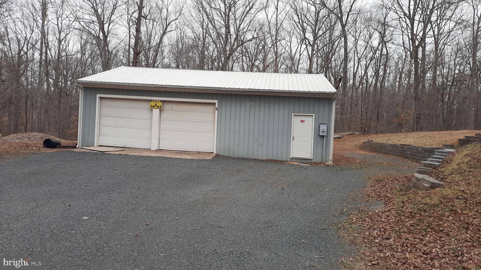21051 Seigen Lane Richardsville, VA 22736 - Photo 32 of 42 a backyard of a house
