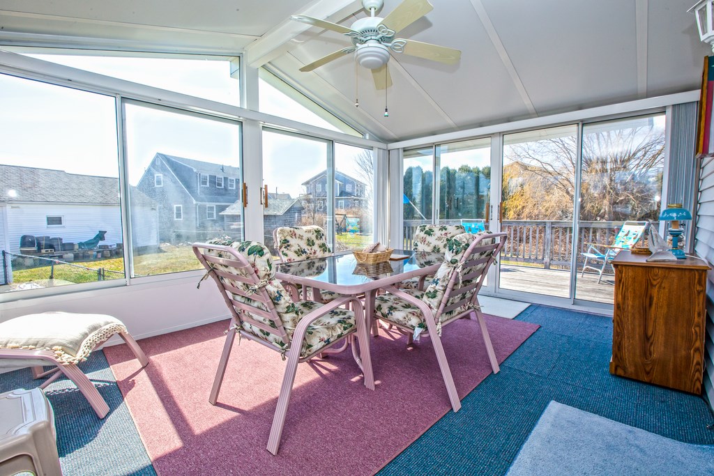 6 Nautilus Road Narragansett, RI 02882 - Photo 17 of 22