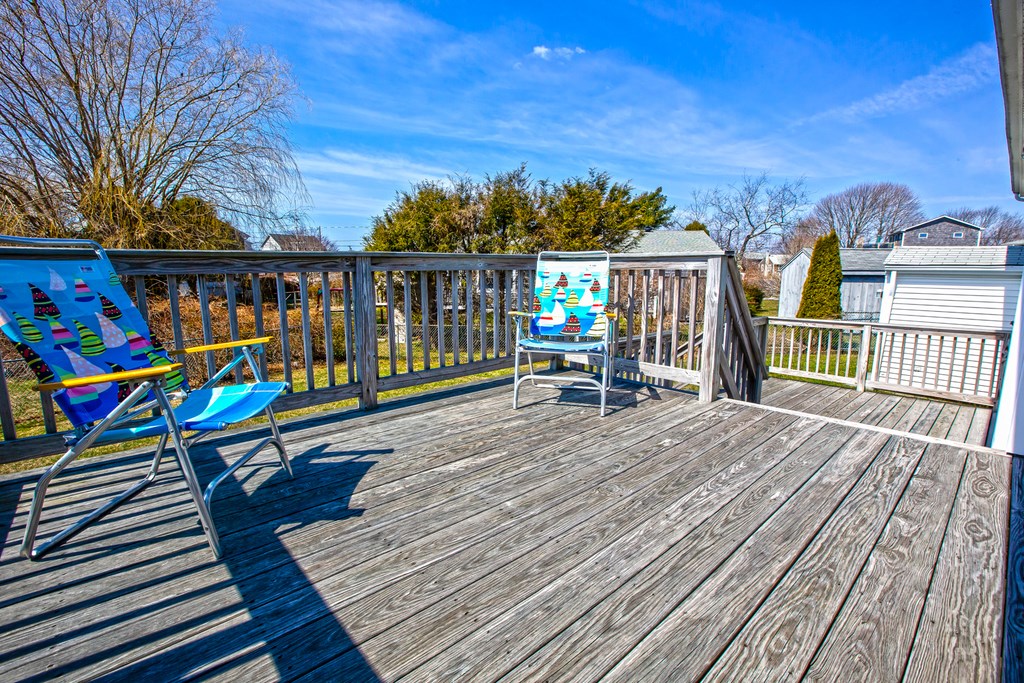 6 Nautilus Road Narragansett, RI 02882 - Photo 18 of 22