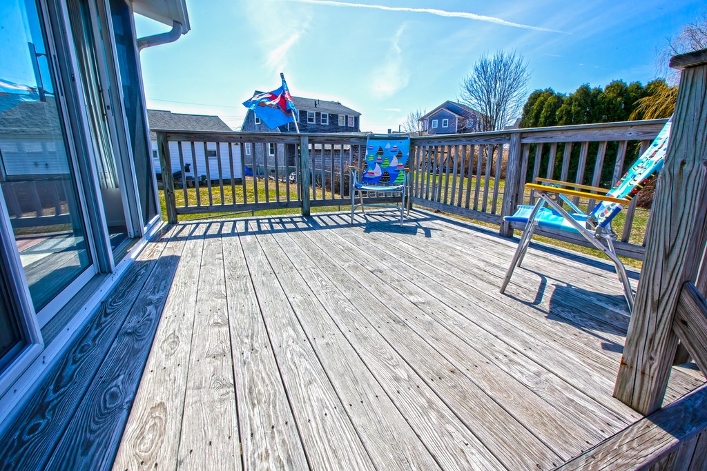 6 Nautilus Road Narragansett, RI 02882 - Photo 20 of 22
