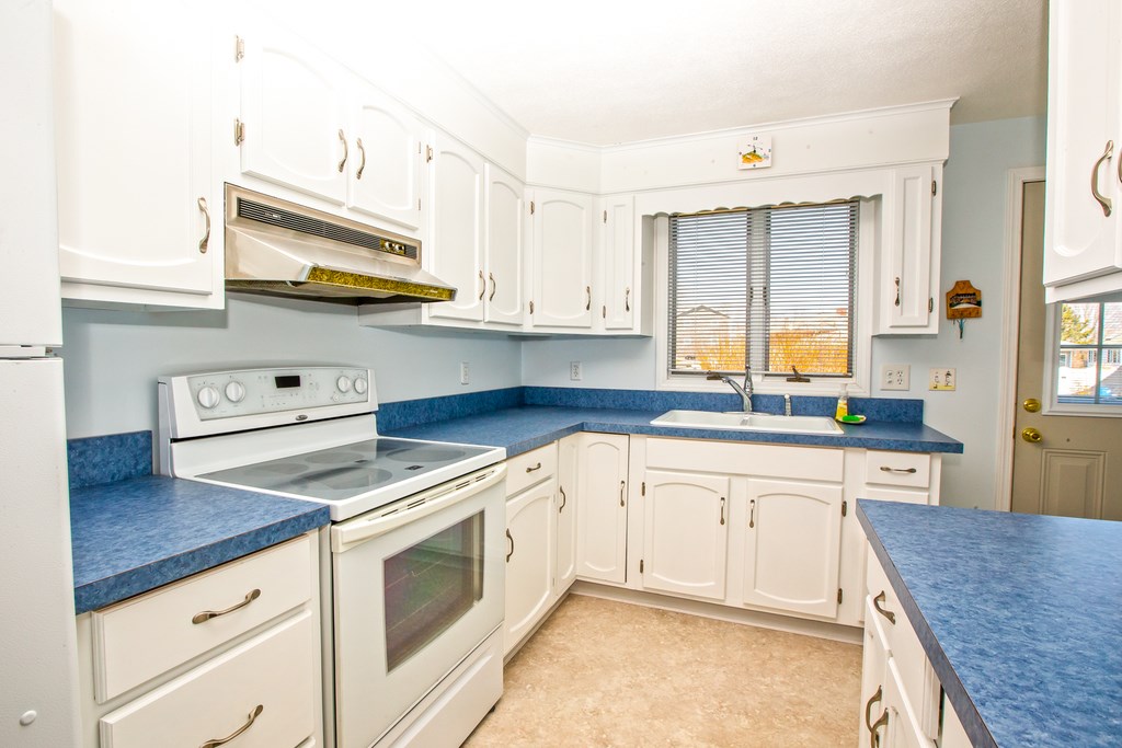 6 Nautilus Road Narragansett, RI 02882 - Photo 7 of 22