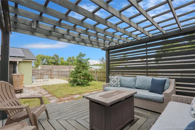 $290,000 | 4424 Southeast Beaver Lane, Stuart, FL 34997