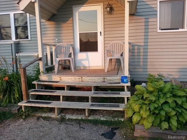 22363 32 Mile Road Armada, MI 48005 - Photo 6 of 18