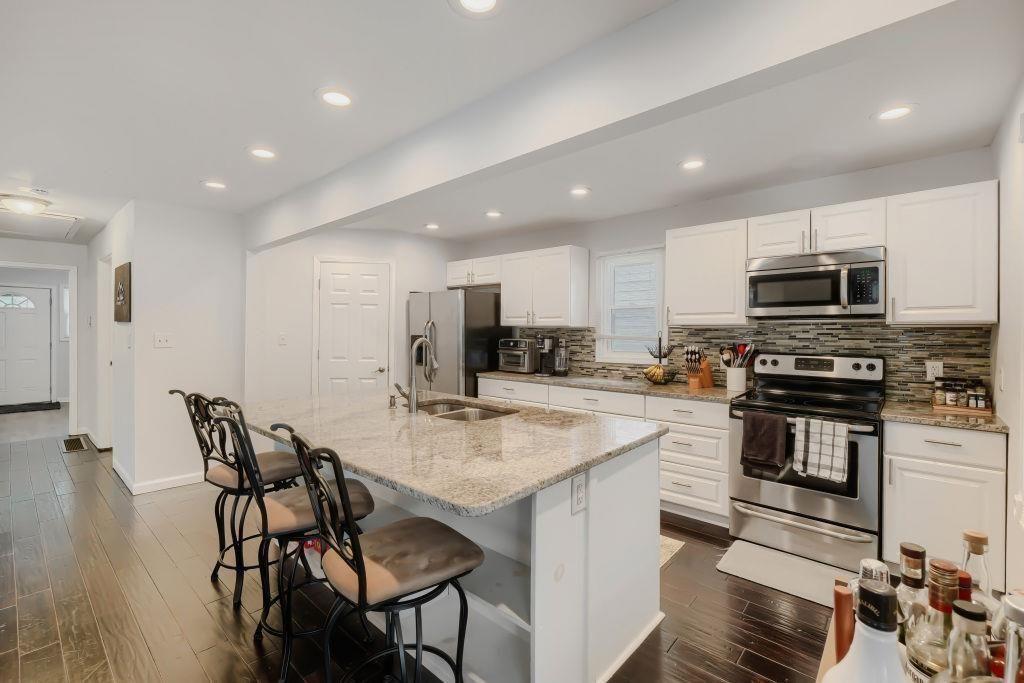 2702 White Oak Drive Decatur, GA 30032 - Photo 8 of 26