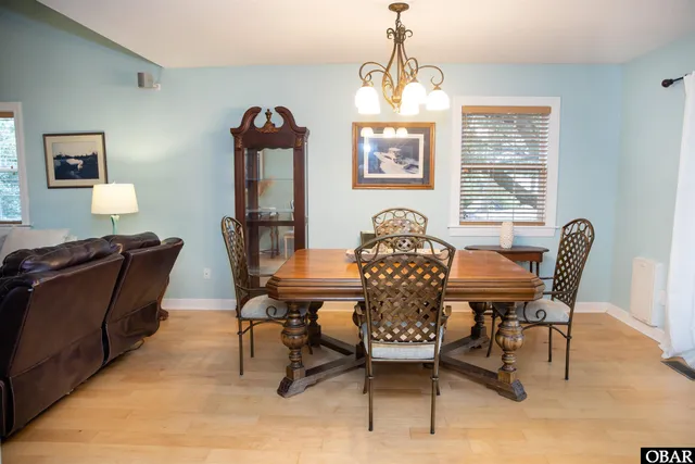 $645,000 | 207 West Barnes Street, Nags Head, NC 27959