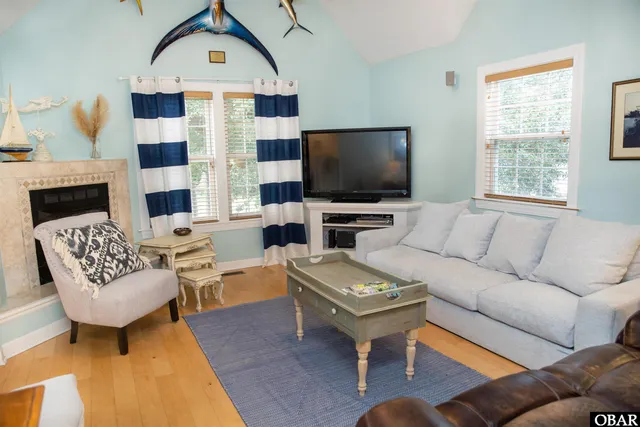 $645,000 | 207 West Barnes Street, Nags Head, NC 27959