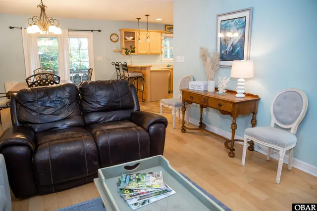 $645,000 | 207 West Barnes Street, Nags Head, NC 27959