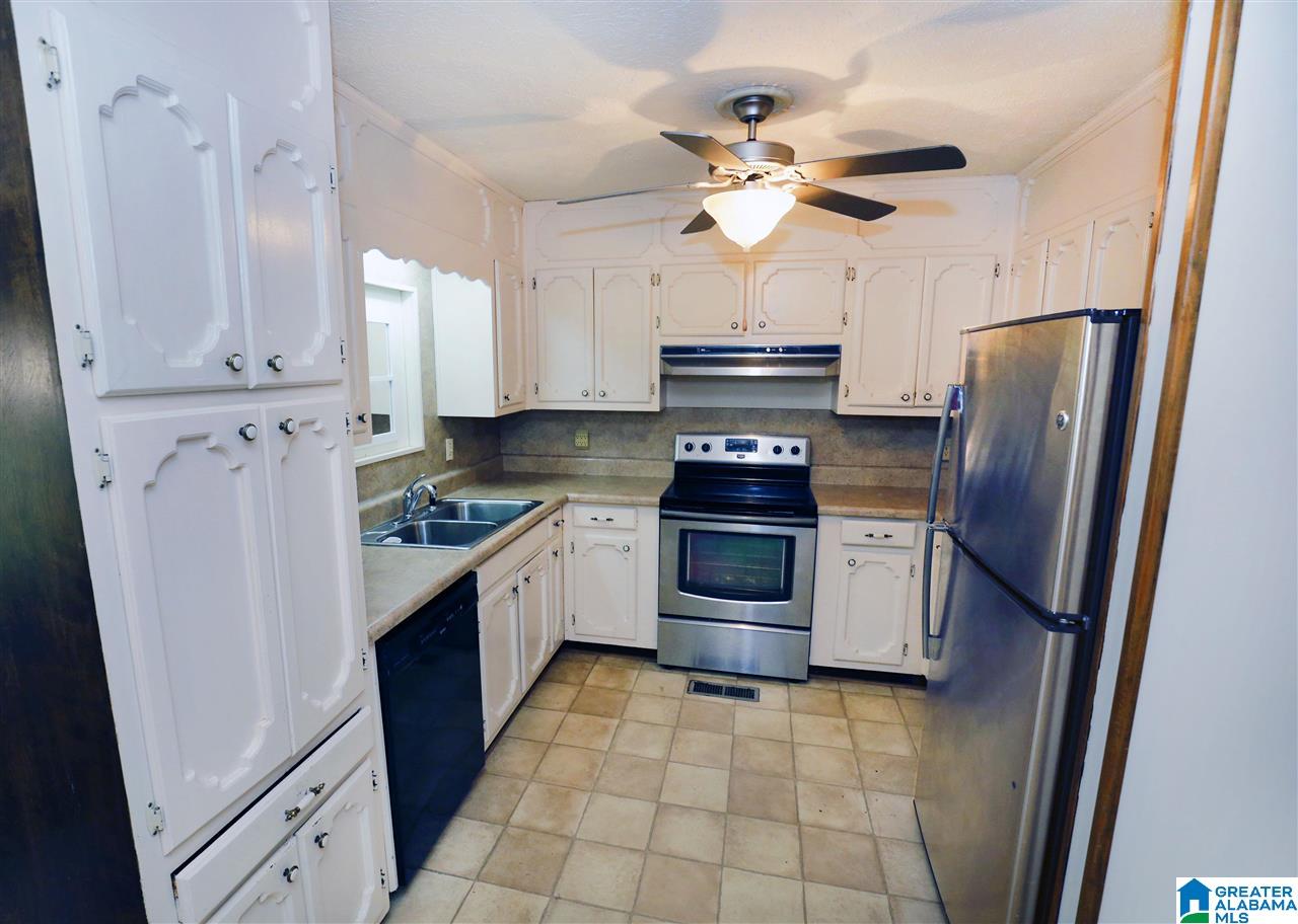 423 Terry Road Anniston, AL 36207 - Photo 7 of 28