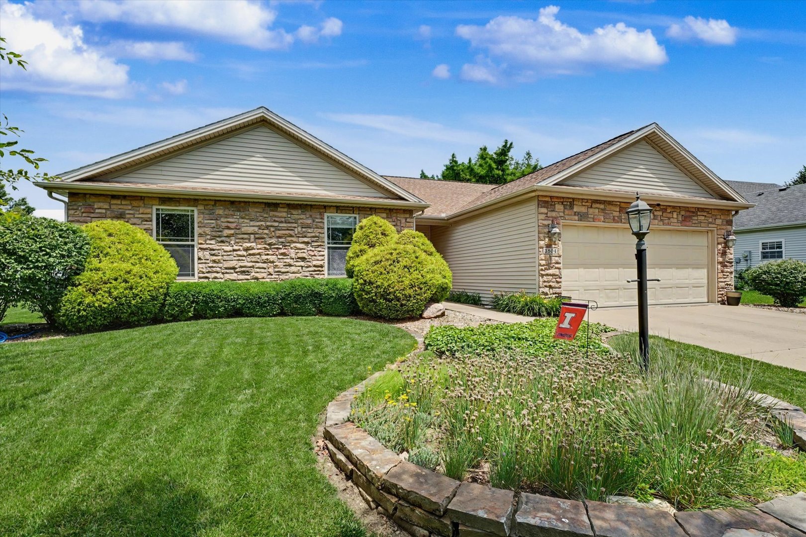 3804 Crail Road Champaign, IL 61822 - Photo 3 of 40