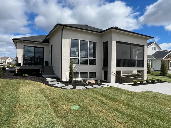 $1,850,000 | 12605 West 170th Street, Overland Park, KS 66221