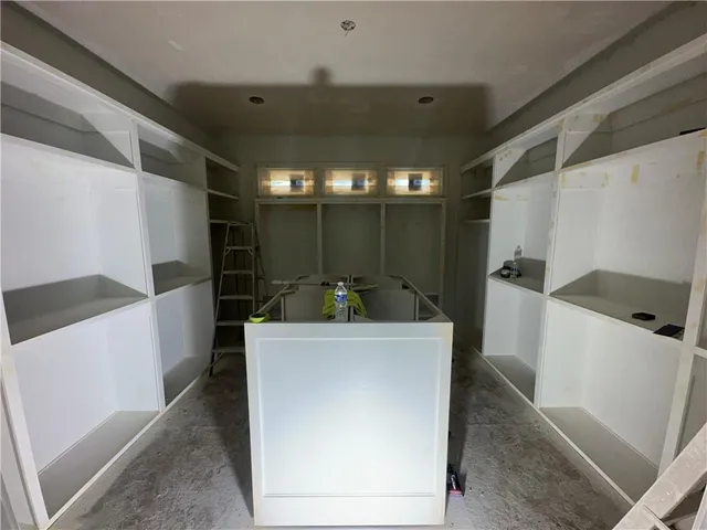 $1,698,500 | 12605 West 170th Street, Overland Park, KS 66221