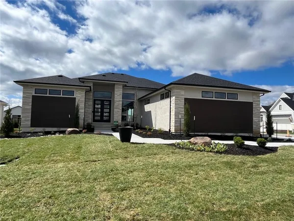 $1,850,000 | 12605 West 170th Street, Overland Park, KS 66221