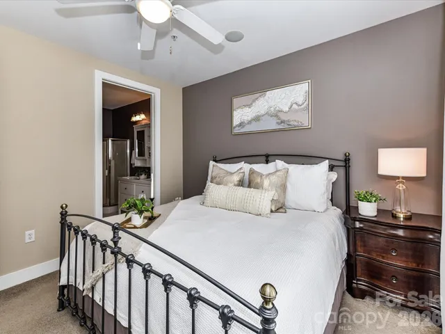 $335,000 | 1101 West 1st Street, Unit 302, Charlotte, NC 28202