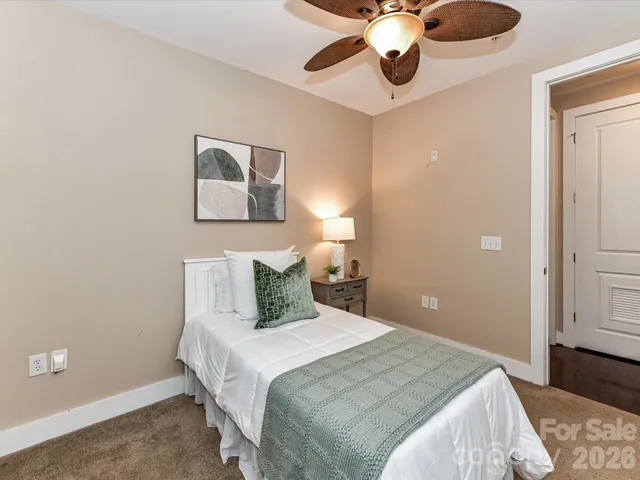 $335,000 | 1101 West 1st Street, Unit 302, Charlotte, NC 28202