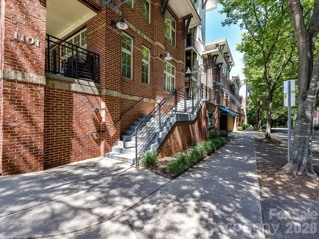 $335,000 | 1101 West 1st Street, Unit 302, Charlotte, NC 28202