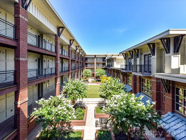 $335,000 | 1101 West 1st Street, Unit 302, Charlotte, NC 28202