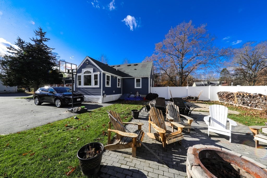 110 Concord Road Billerica, MA 01821 - Photo 7 of 39