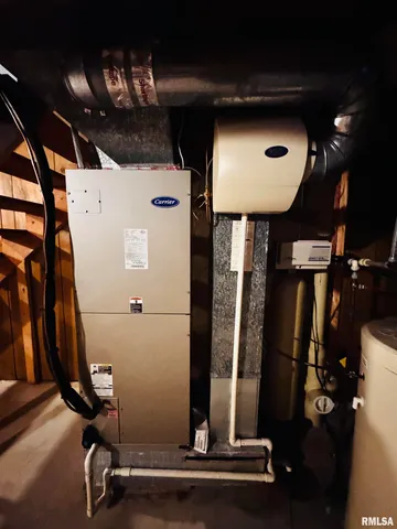 $119,000 | 105 Arlington Drive, Macomb, IL 61455