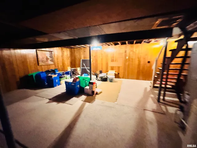 $119,000 | 105 Arlington Drive, Macomb, IL 61455