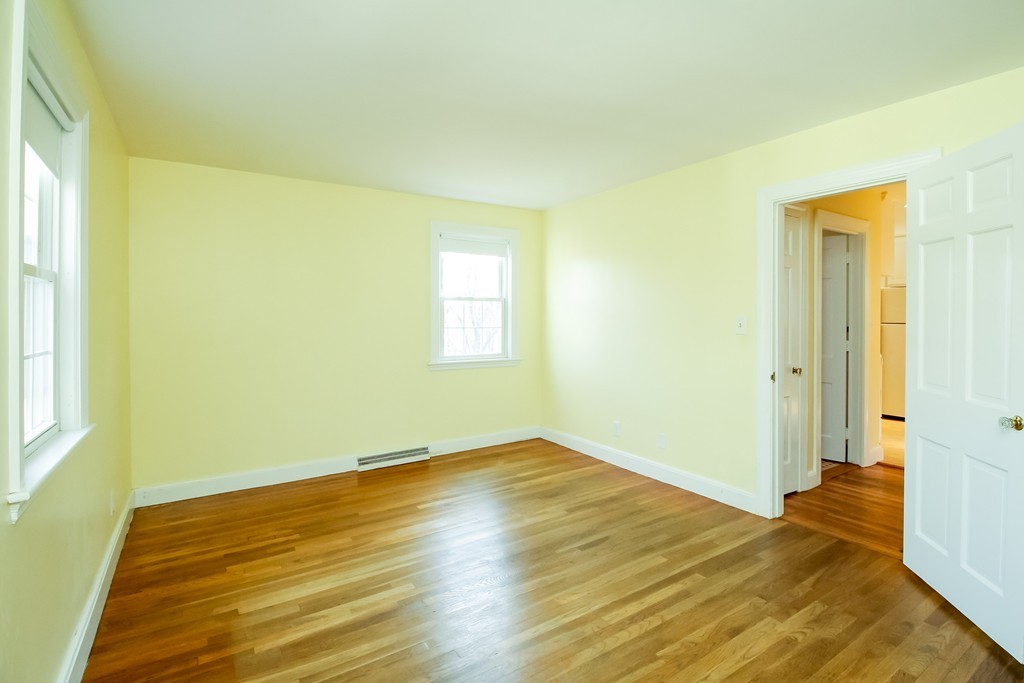 28 Seneca Road Winchester, MA 01890 - Photo 13 of 27 Gallery Image 13