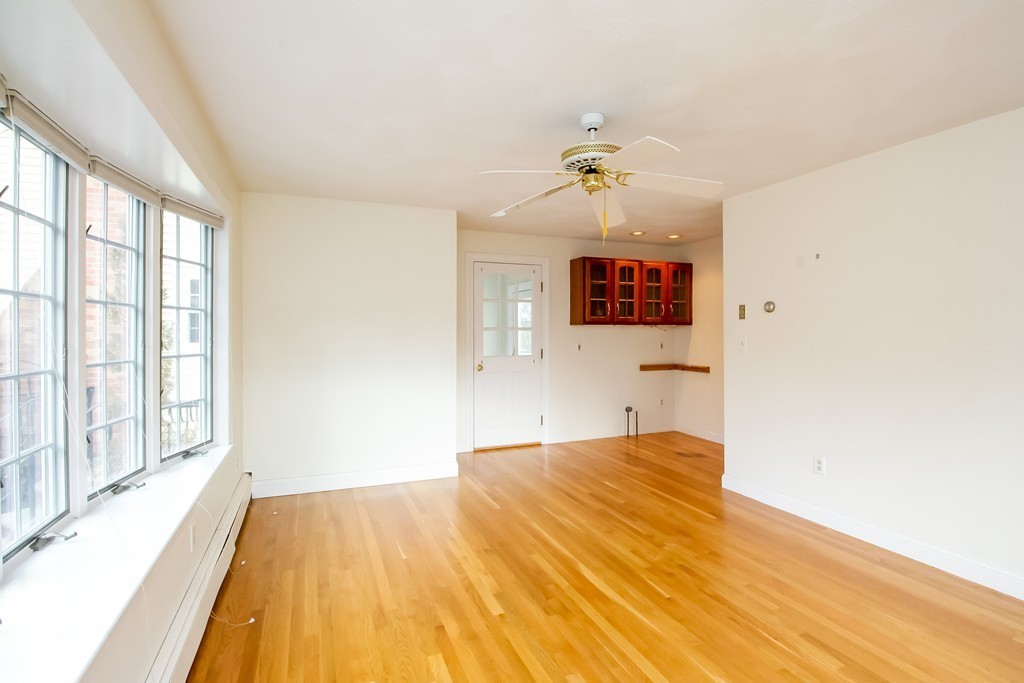 28 Seneca Road Winchester, MA 01890 - Photo 17 of 27 Gallery Image 17