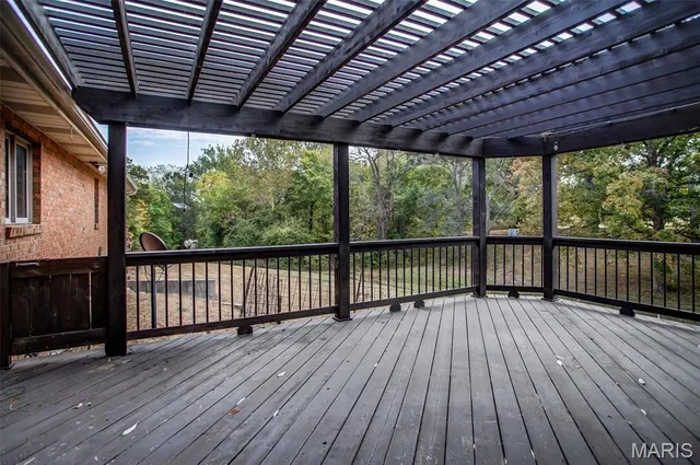 $410,000 | 4988 White Deer Lane, Brighton, IL 62012